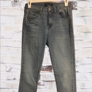 Aeropostale, Size 4 Reg, fringed cuffs